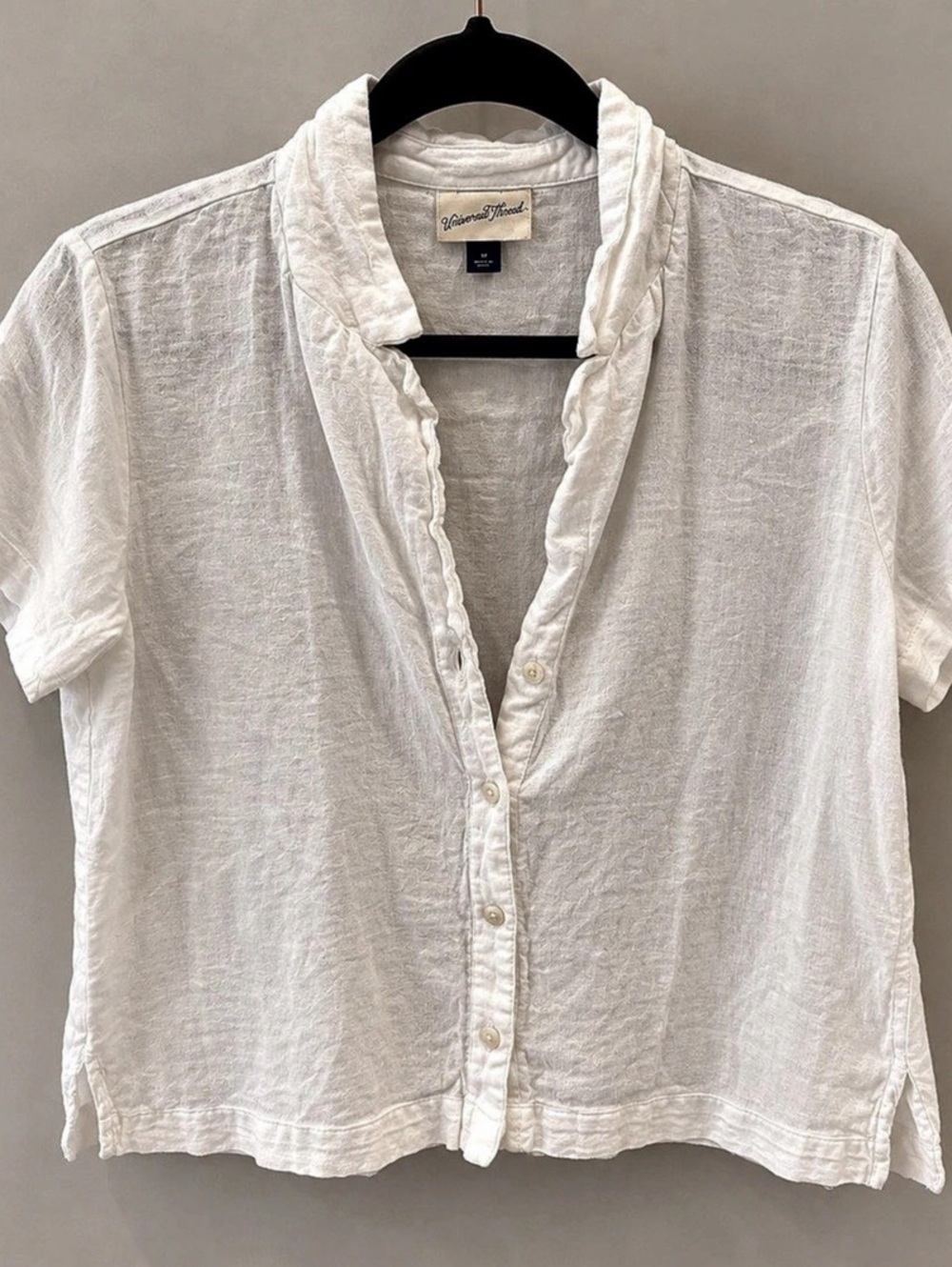 Johnny Was Short Sleeve Button Down Shirt in White Size medium Like New